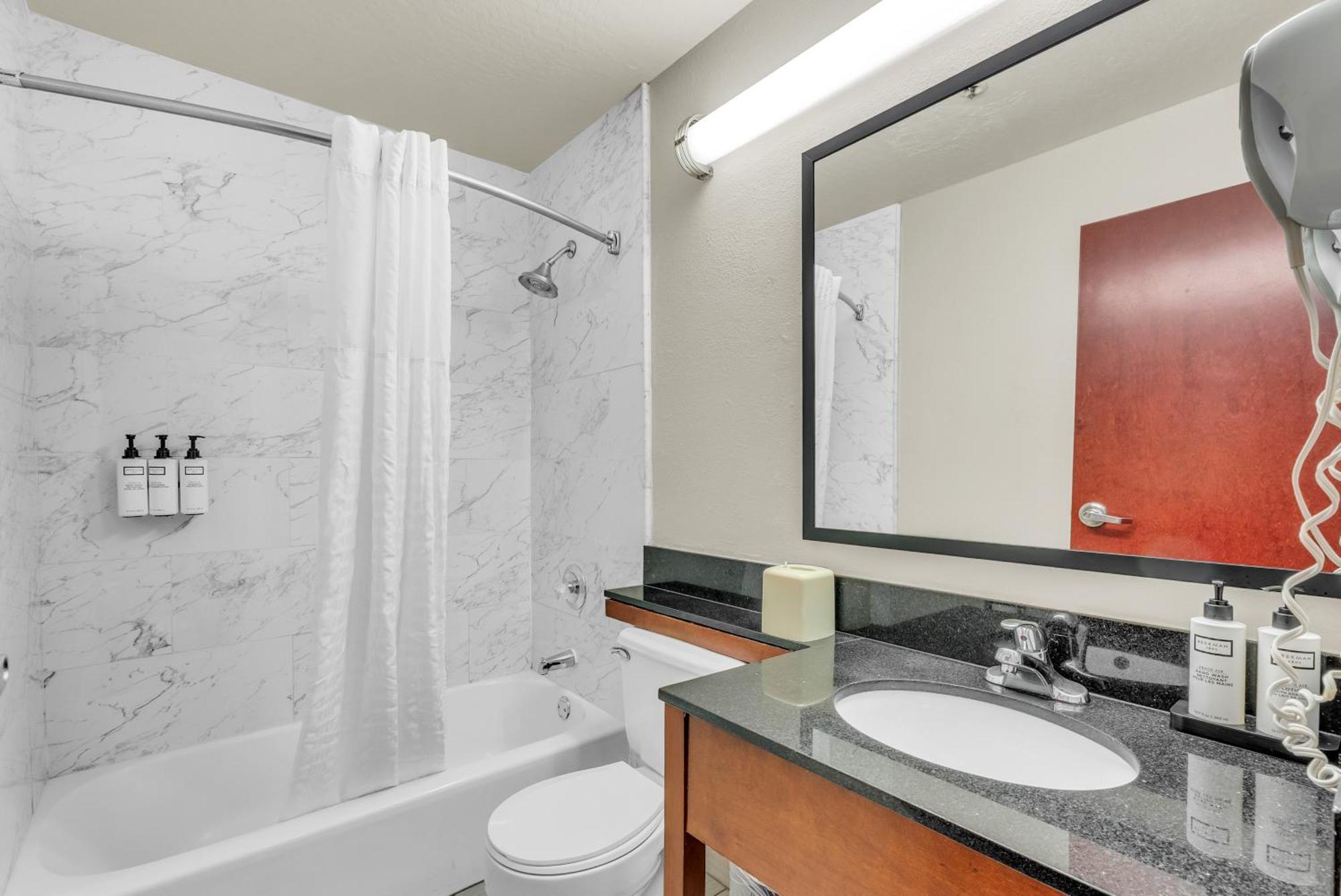 Wyndham Garden Newark Fremont Silicon Valley Εξωτερικό φωτογραφία